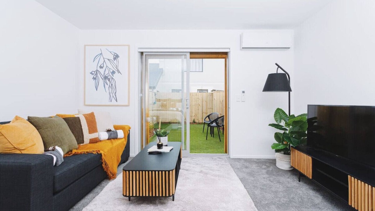 Addington House | 1 Bed Central City Fringe Deluxe w/Carpark
