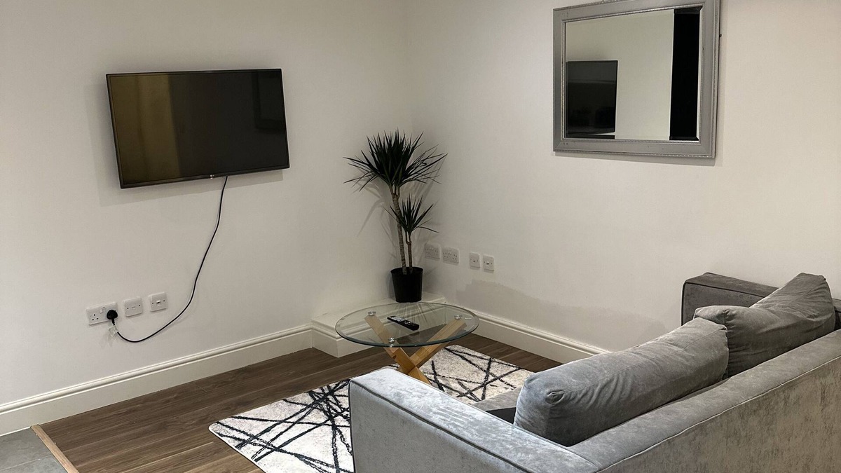 Hoxton Apartment | 1 Bed Flat in Hoxton Street, Shoreditch
