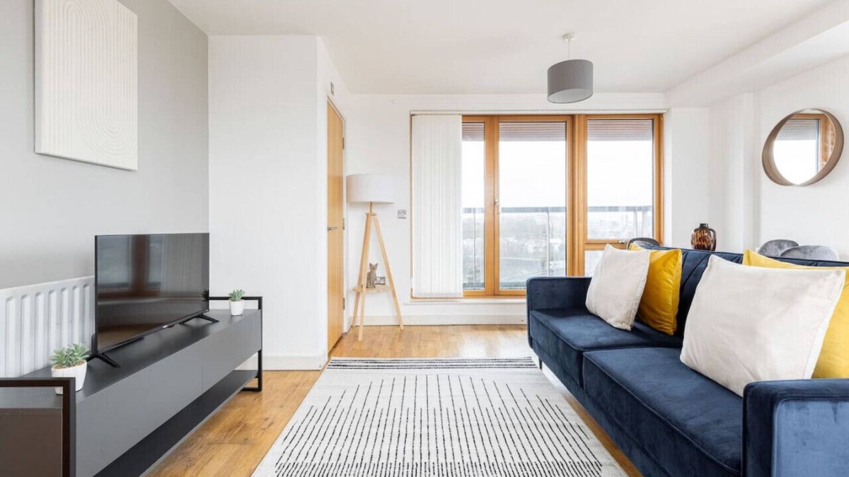 Hackney Wick Apartment | 1 Bed Flat in Vibrant Hackney