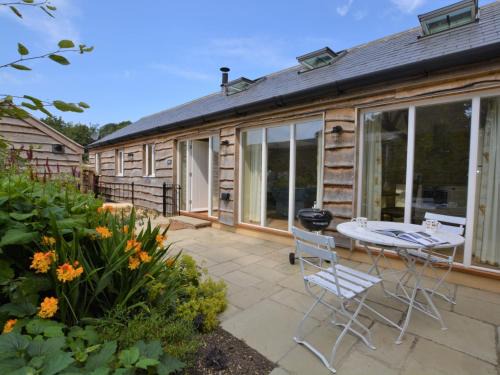 Bridport House | 1 Bed in Beaminster 50885