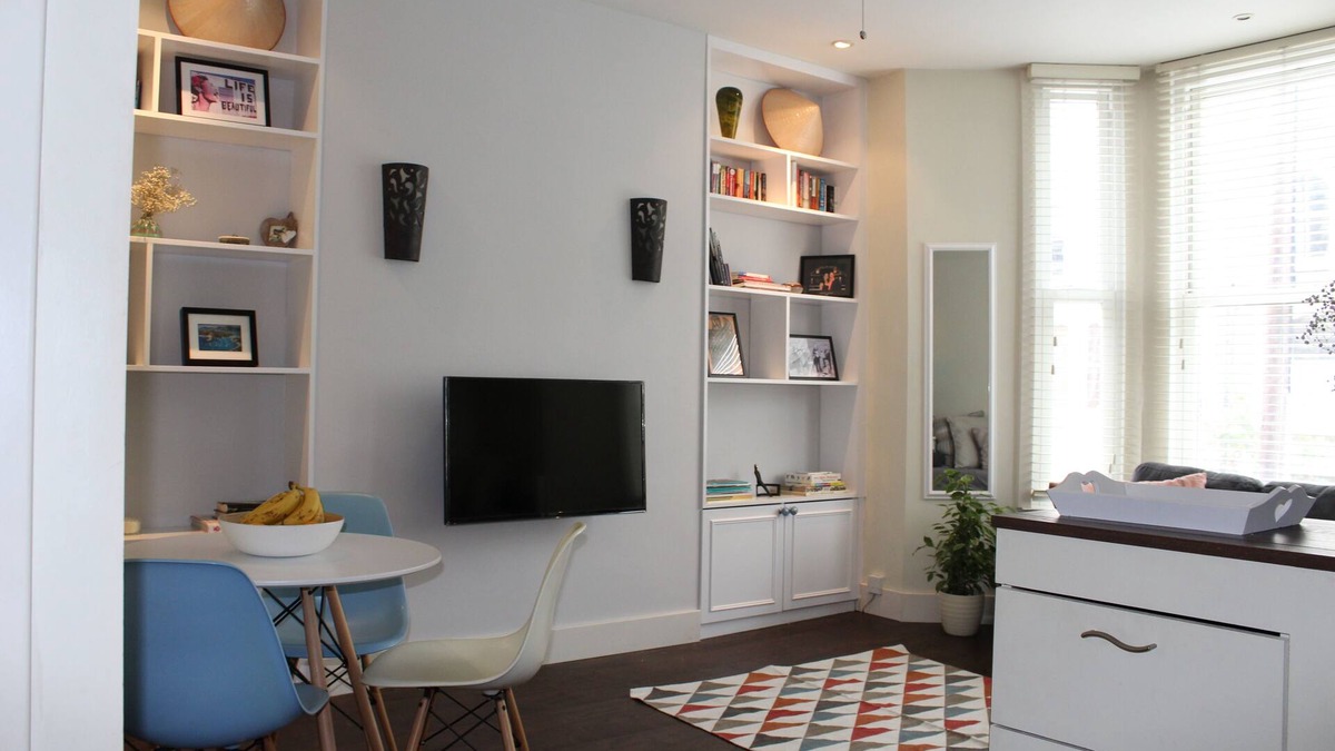 Larkhall Apartment | 1 bed near BIG BEN