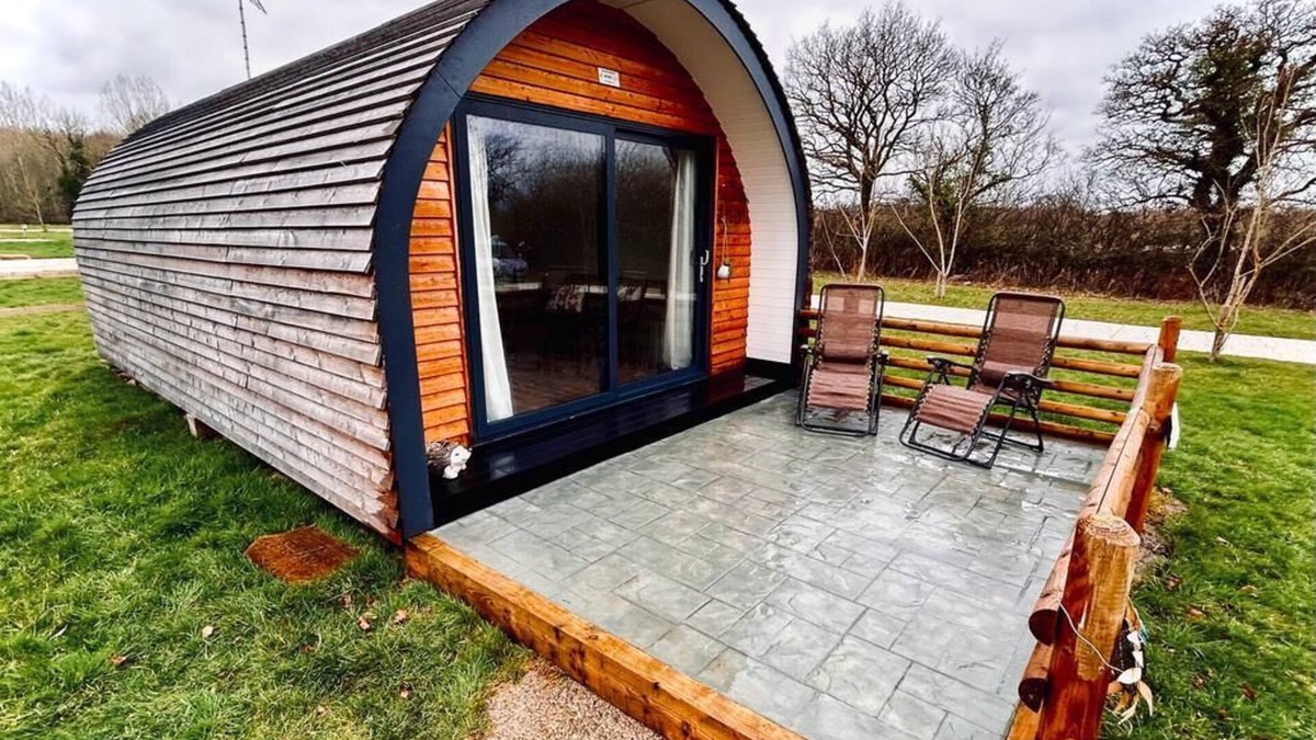 Wrexham Cabin | 1-Bed pod cabin in beautiful surroundings Wrexham