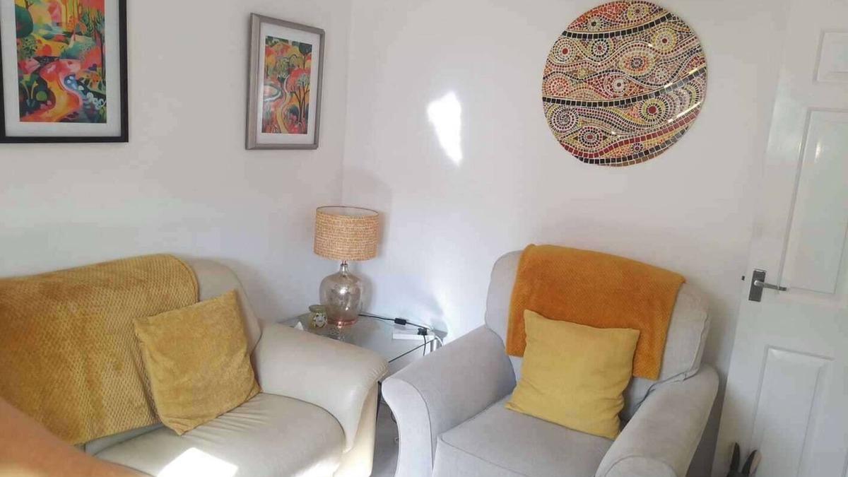 Peacehaven Apartment | 1-Bed Seaside Retreat - Sleeps 2, Parking & Garden