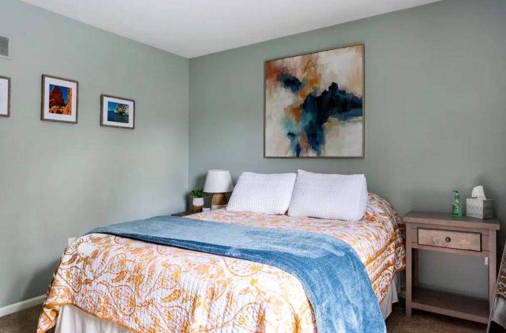Newark Apartment | 1 Bed with Private Bathroom Close to Everything in Newark & Wilmington