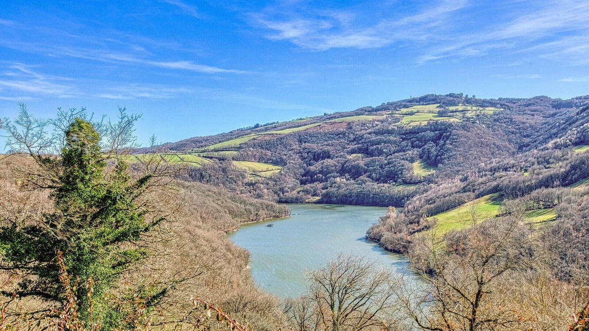 Castelnau-de-Mandailles House | 1 bedroom accommodation in Castelnau d Mandailles