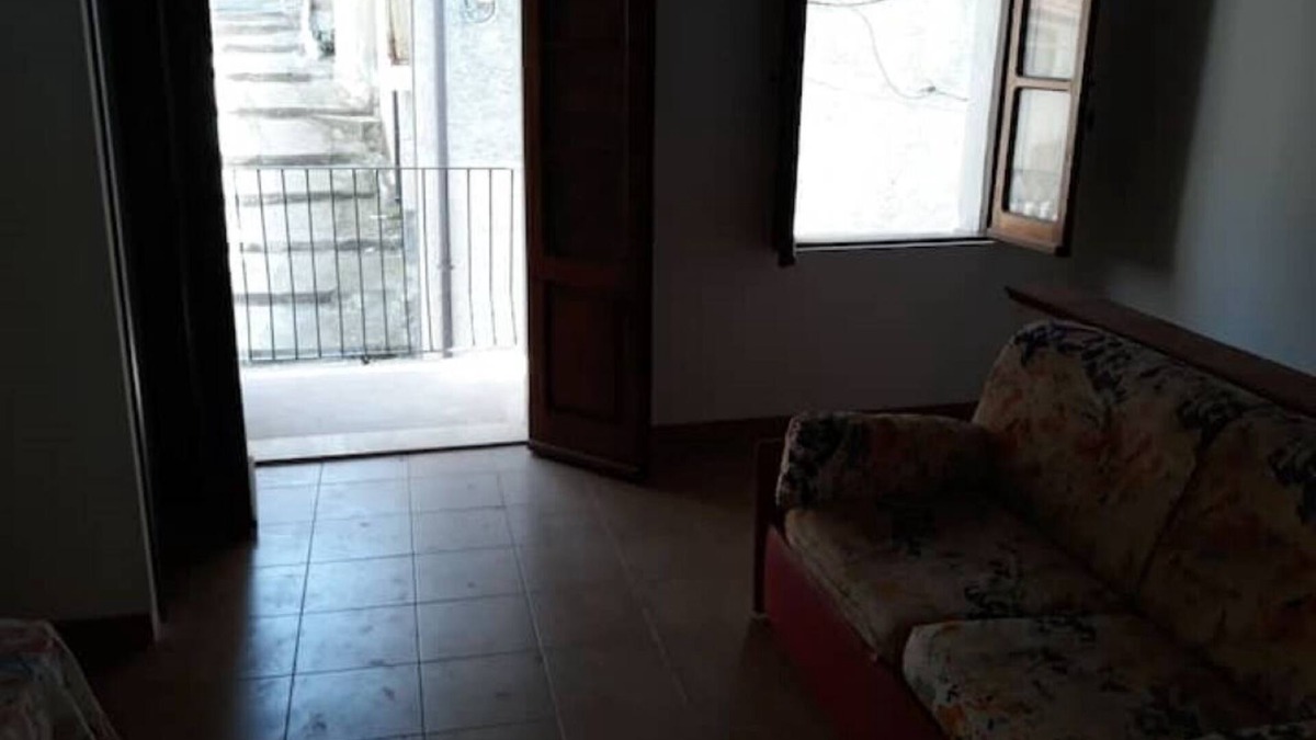 Falerna House | 1 Bedroom Private vacation home in Castiglione Marittimo