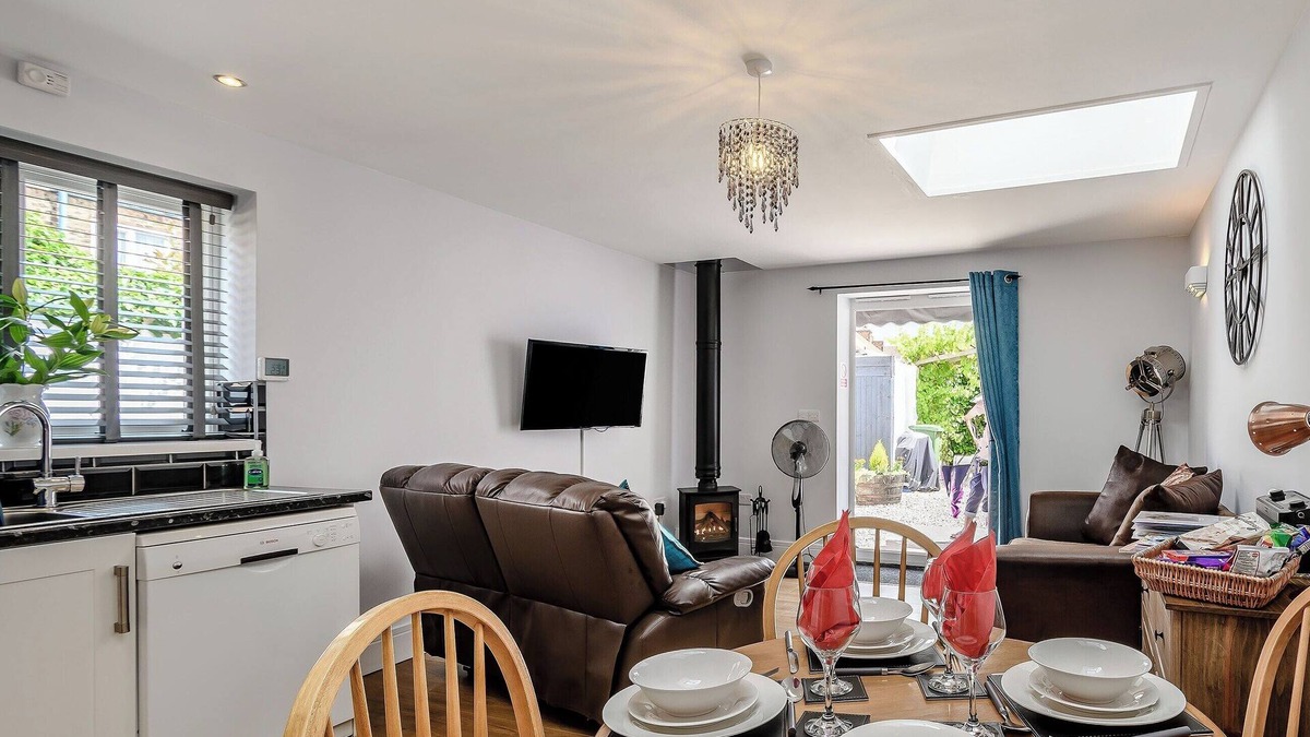 Barton-upon-Humber Cottage | 1 bedroom accommodation in Barton-Upon-Humber