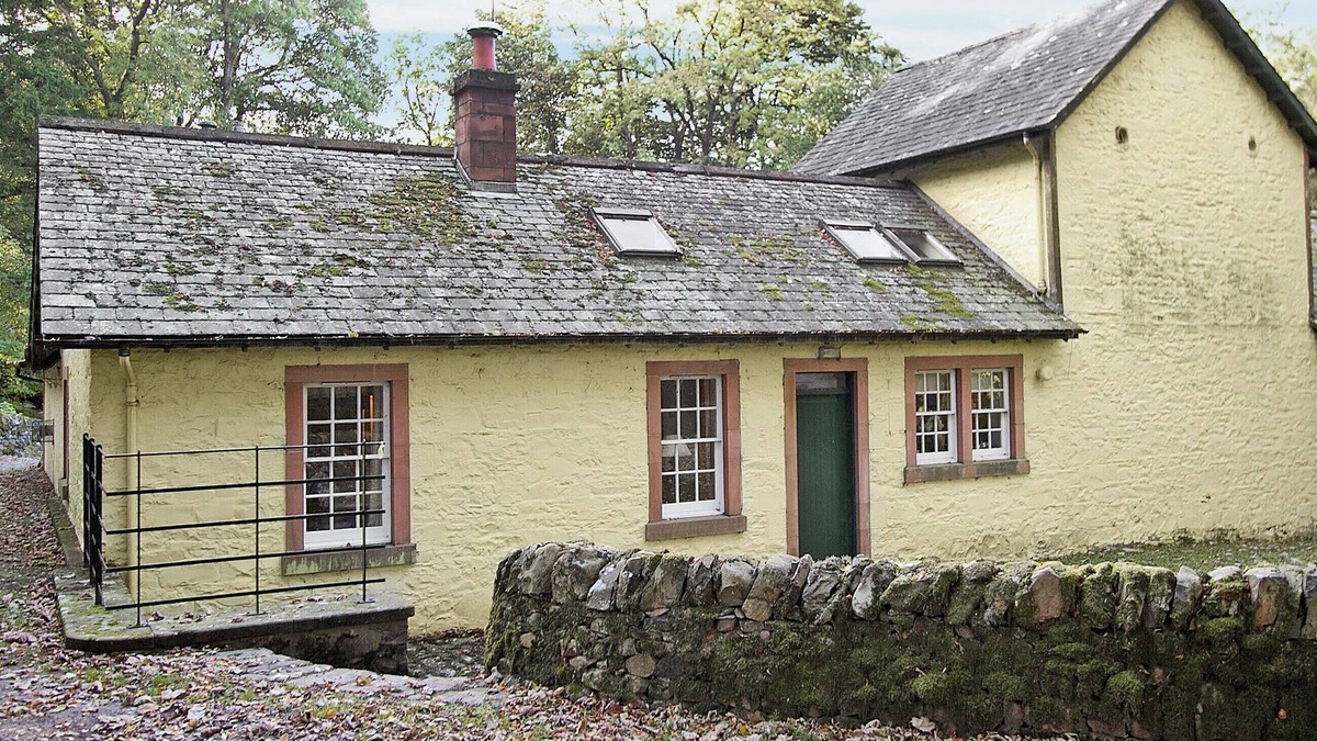Castle Douglas Cottage | 1 bedroom accommodation in Near Castle Douglas
