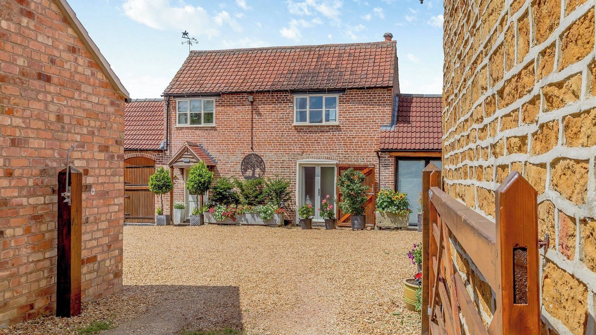 Scalford Cottage | 1 bedroom accommodation in Thorpe Arnold, near Melton Mowbray