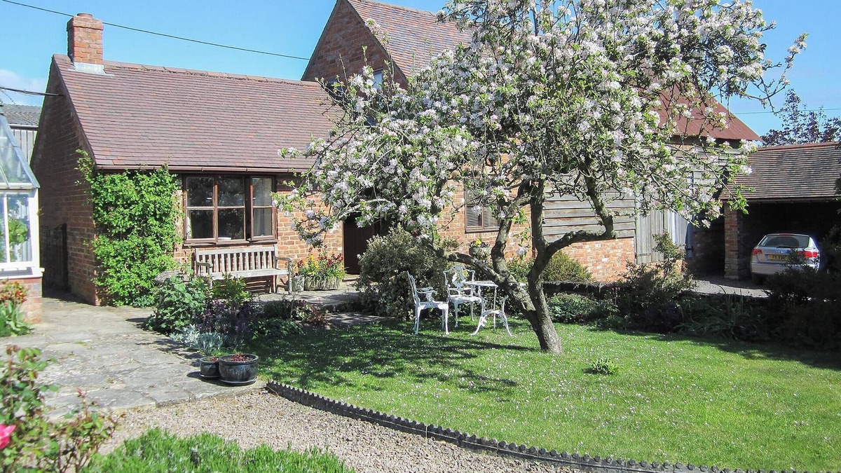 Forest of Dean Cottage | 1 bedroom accommodation in Corse Lawn, near Tewkesbury