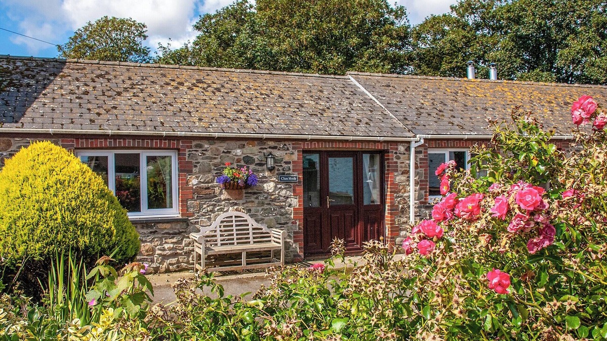 Haverfordwest Cottage | 1 bedroom accommodation in Llandeloy, near Haverfordwest