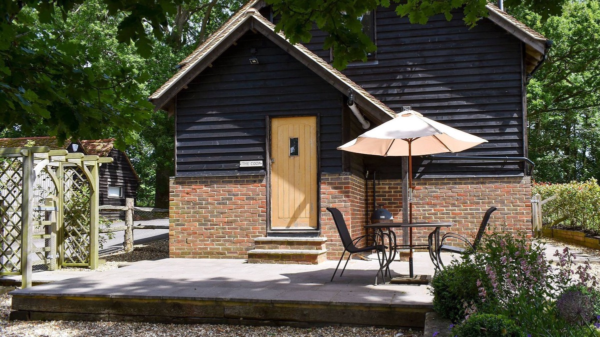 Billingshurst Cottage | 1 bedroom accommodation in Kirdford, near Petworth
