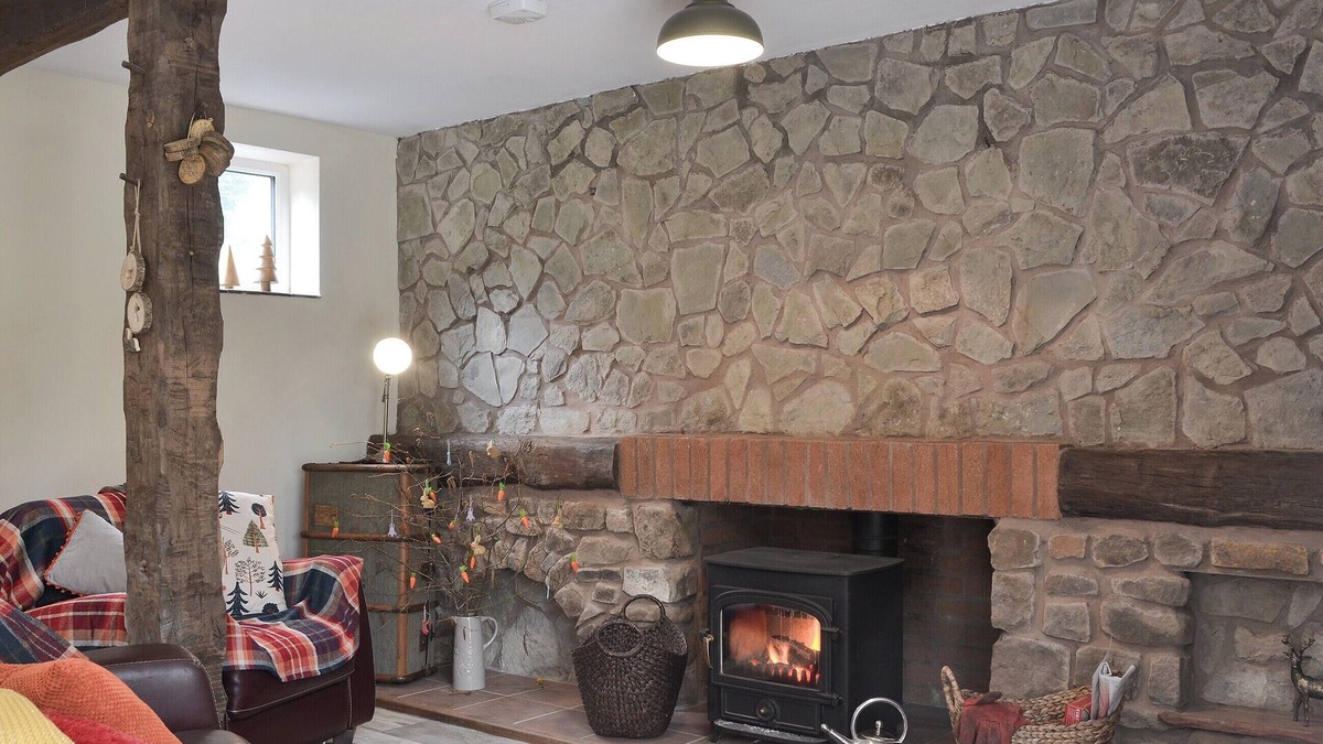 Farlow Cottage | 1 bedroom accommodation in Farlow, near Ludlow