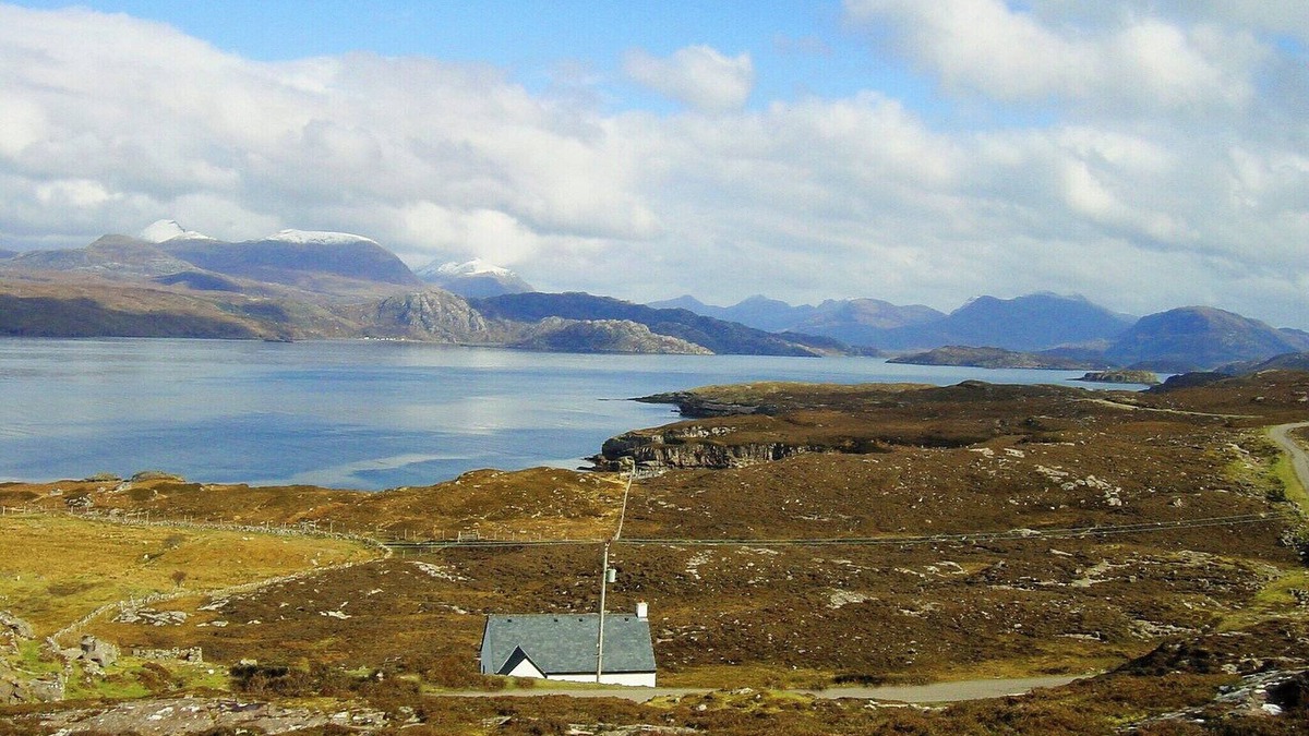 The Hebrides Cottage | 1 bedroom accommodation in Fearnmore, near Applecross