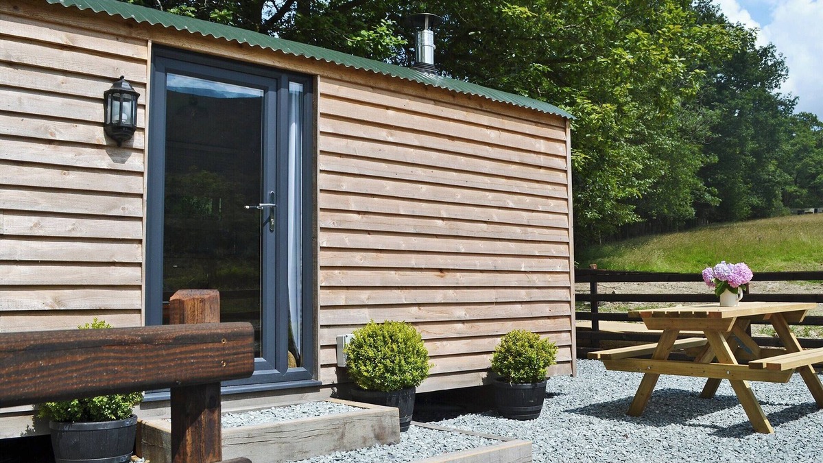 Mawddwy Cottage | 1 bedroom accommodation in Cwm-Cewydd, near Machynlleth