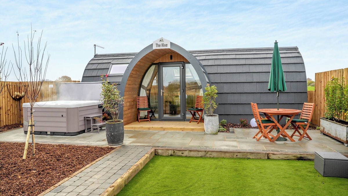 Derbyshire Cottage | 1 bedroom accommodation in Church Broughton, near Derby
