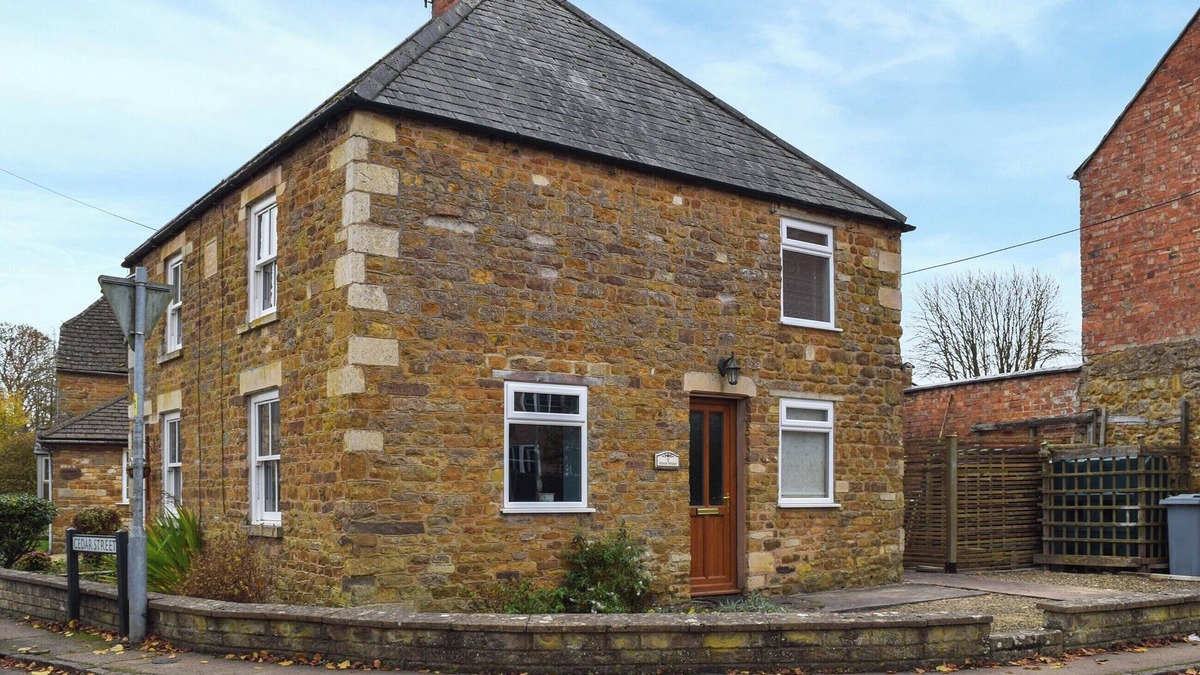 Oakham Cottage | 1 bedroom accommodation in Braunston