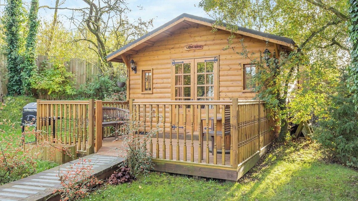 Newmarket Cottage | 1 bedroom accommodation in Cambridge