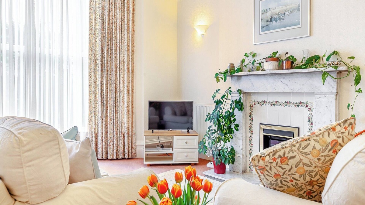 Eastbourne Cottage | 1 bedroom accommodation in Eastbourne