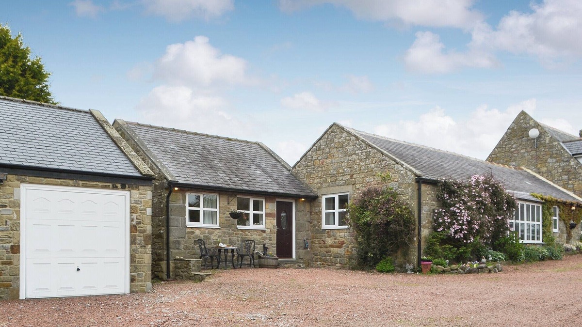 Hallington Cottage | 1 bedroom accommodation in Ryal, near Corbridge