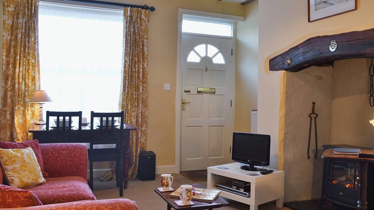 Llanidloes Cottage | 1 bedroom accommodation in Llanidloes