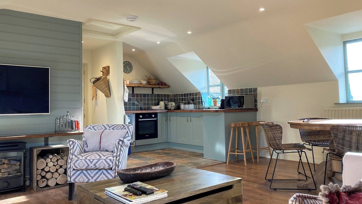 Teffont Evias Cottage | 1 bedroom accommodation in Teffont, near Salisbury