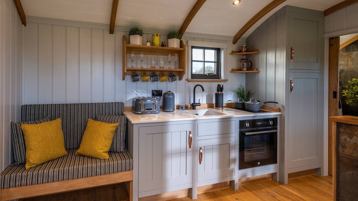 Wichenford Cottage | 1 bedroom accommodation in Ockeridge, Worcester
