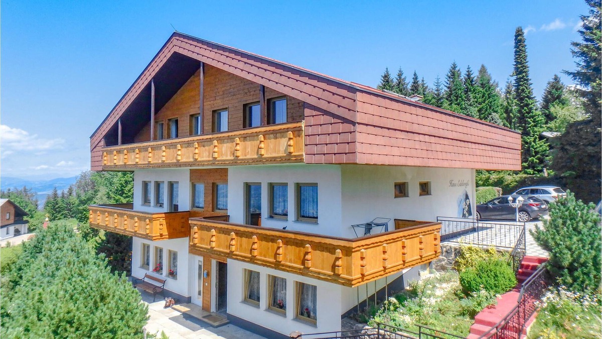 Wolfsberg House | 1 bedroom accommodation in St. Stefan