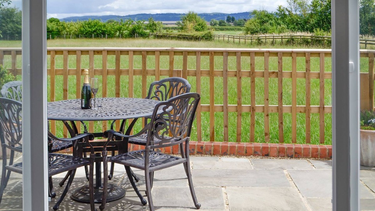 Blaisdon Cottage | 1 bedroom accommodation in Epney, near Gloucester