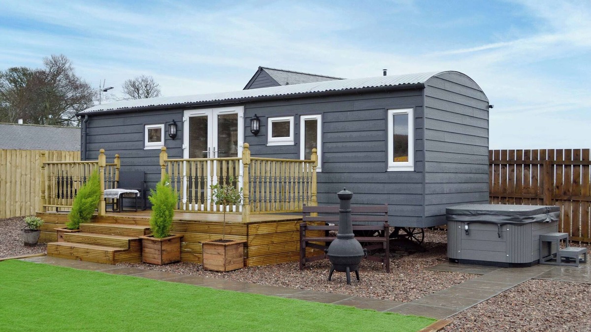 Montrose Cottage | 1 bedroom accommodation in Montrose