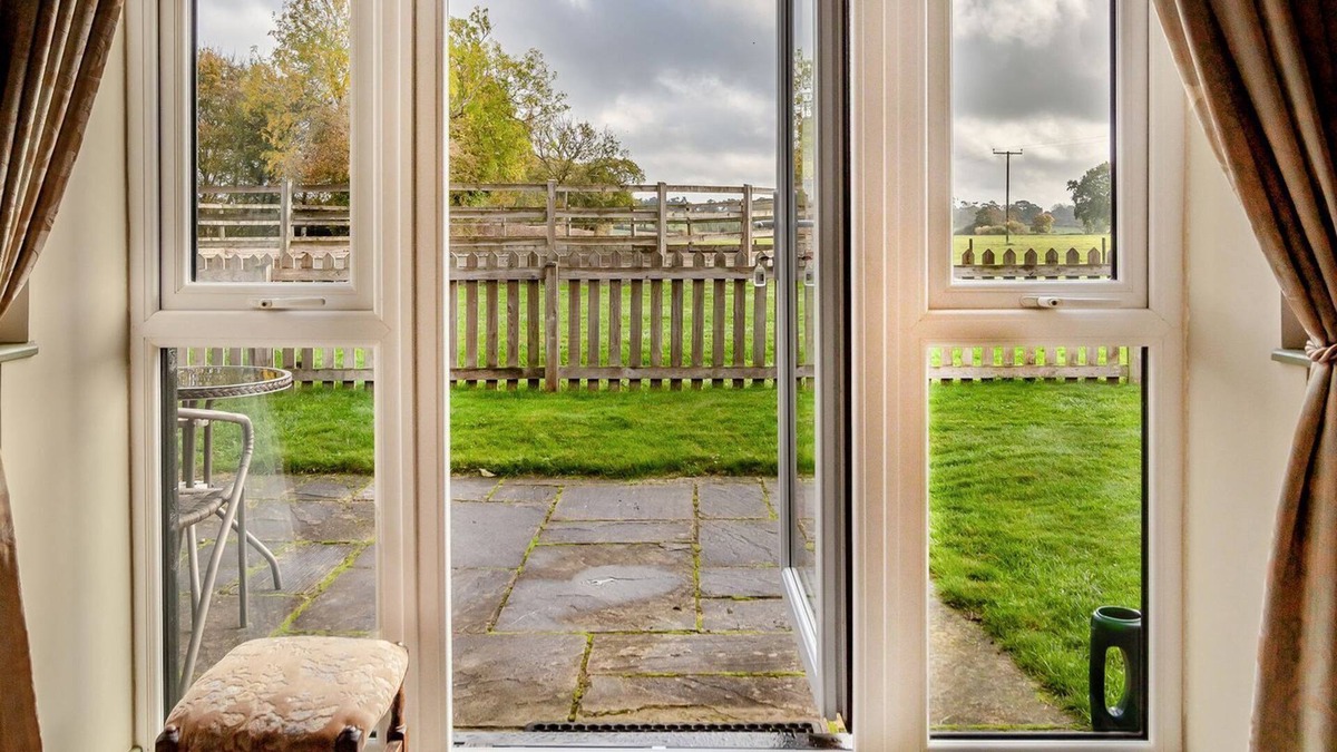 East Dereham Cottage | 1 bedroom accommodation in Shipdham