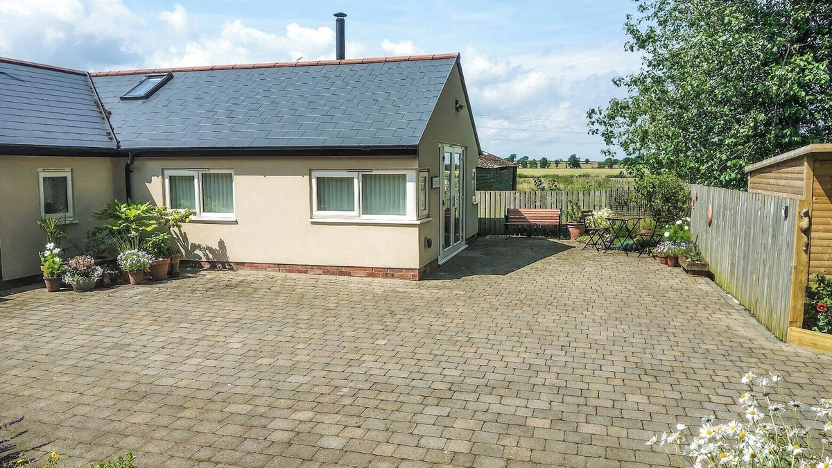 Morpeth Cottage | 1 bedroom accommodation in Stannington, near Morpeth