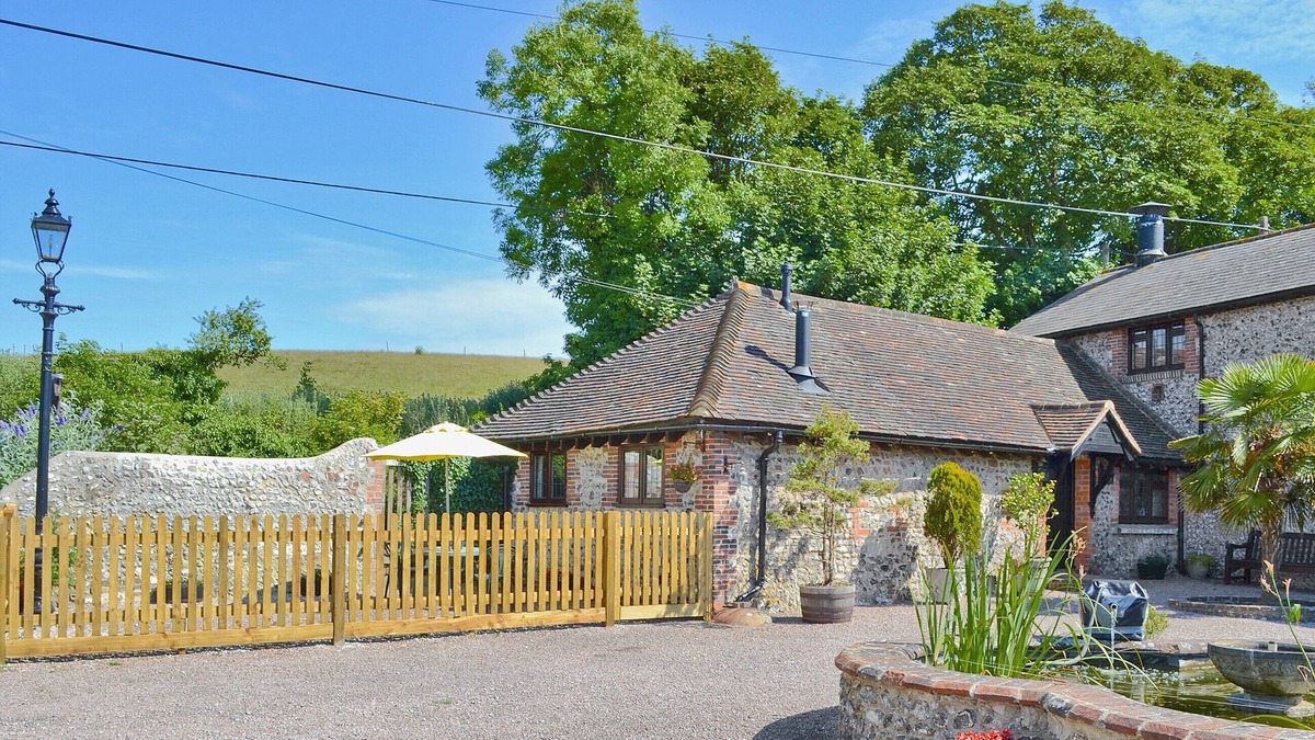 Jevington Cottage | 1 bedroom accommodation in Jevington, near Eastbourne