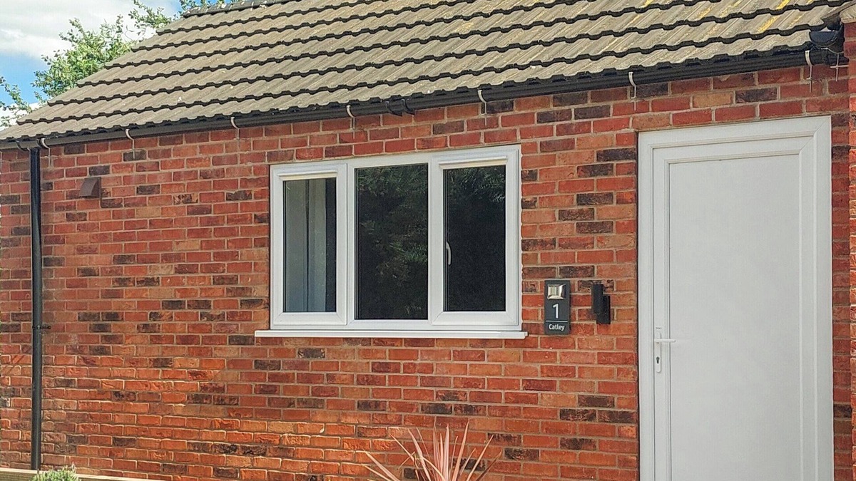 Lincoln Cottage | 1 bedroom accommodation in Walcott