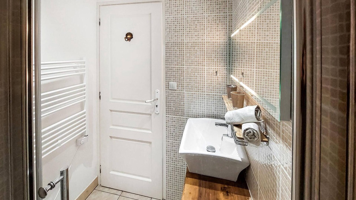 Maclas House | 1 bedroom accommodation in Maclas