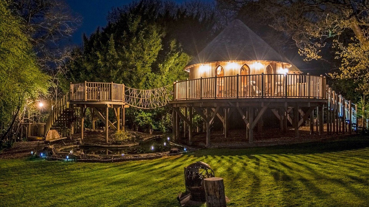 Llanfihangel Tal-y-llyn Cottage | 1 bedroom accommodation in Brecon