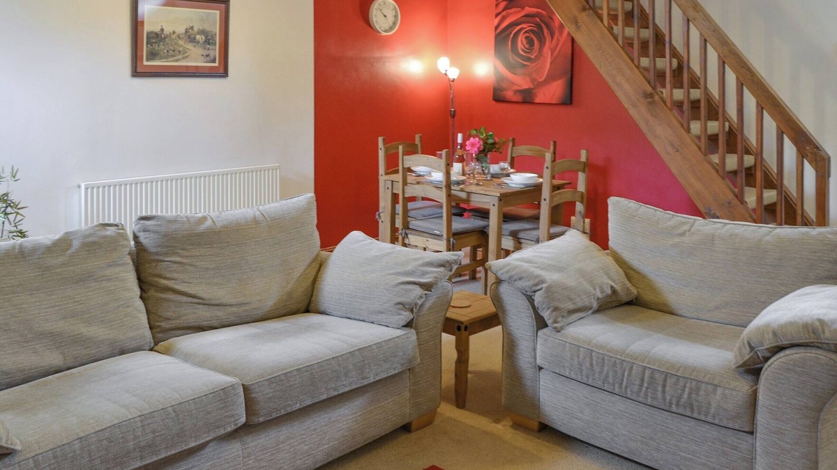 Irstead Cottage | 1 bedroom accommodation in Cantley, near Acle