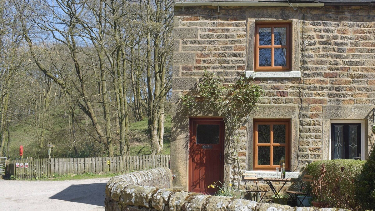 Preston Cottage | 1 bedroom accommodation in Calder Vale, near Garstang