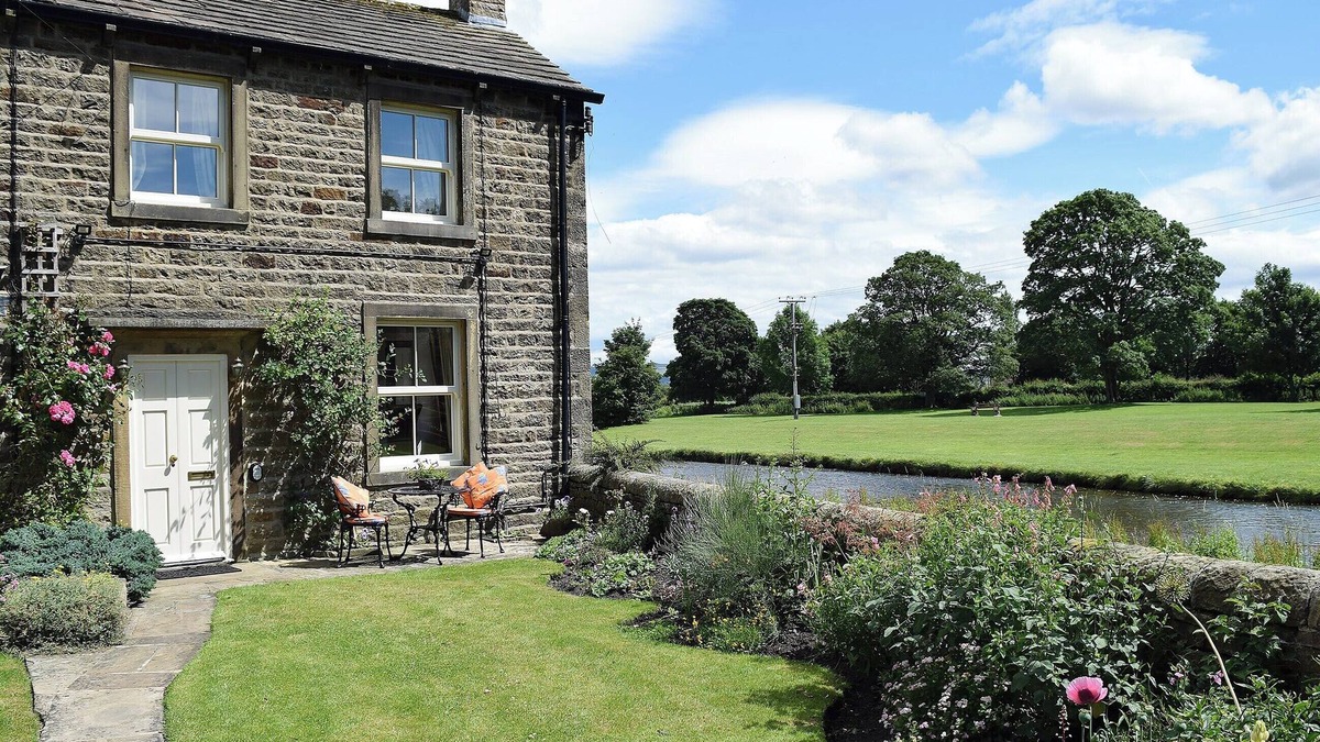 Eshton Cottage | 1 bedroom accommodation in Gargrave, near Skipton