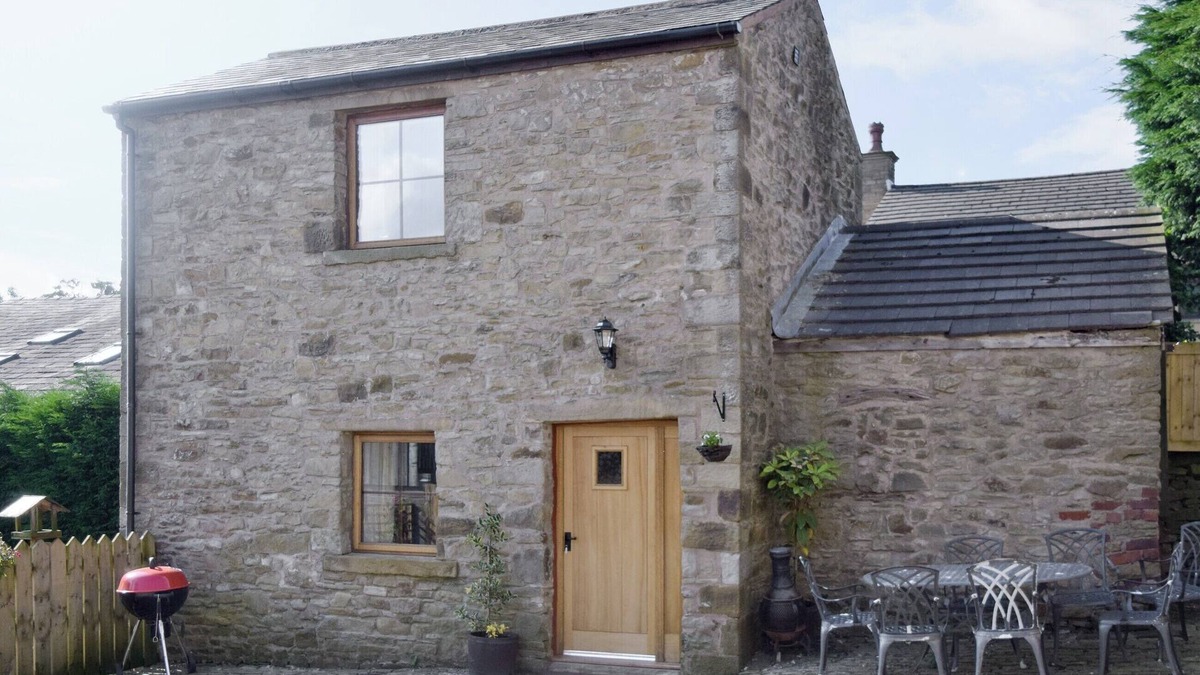 Fence Cottage | 1 bedroom accommodation in Whalley