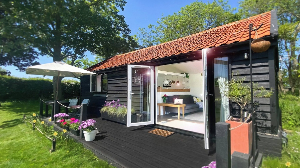 Diss Cottage | 1 bedroom accommodation in Hoxne, near Eye