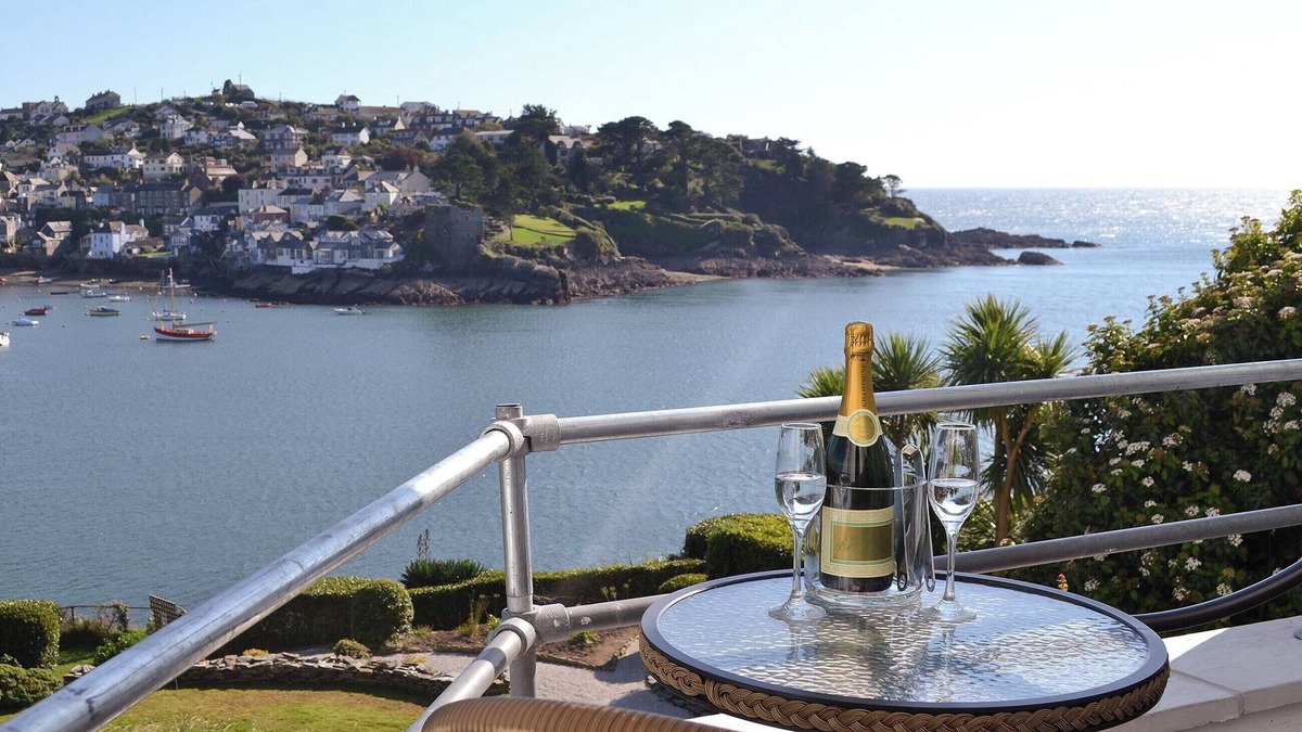 Fowey Cottage | 1 bedroom accommodation in Fowey