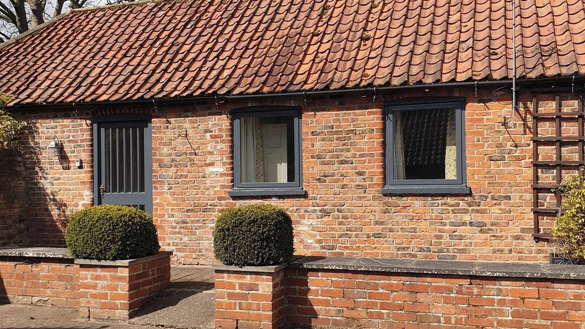 Fitling Cottage | 1 bedroom accommodation in Fitling, near Hull