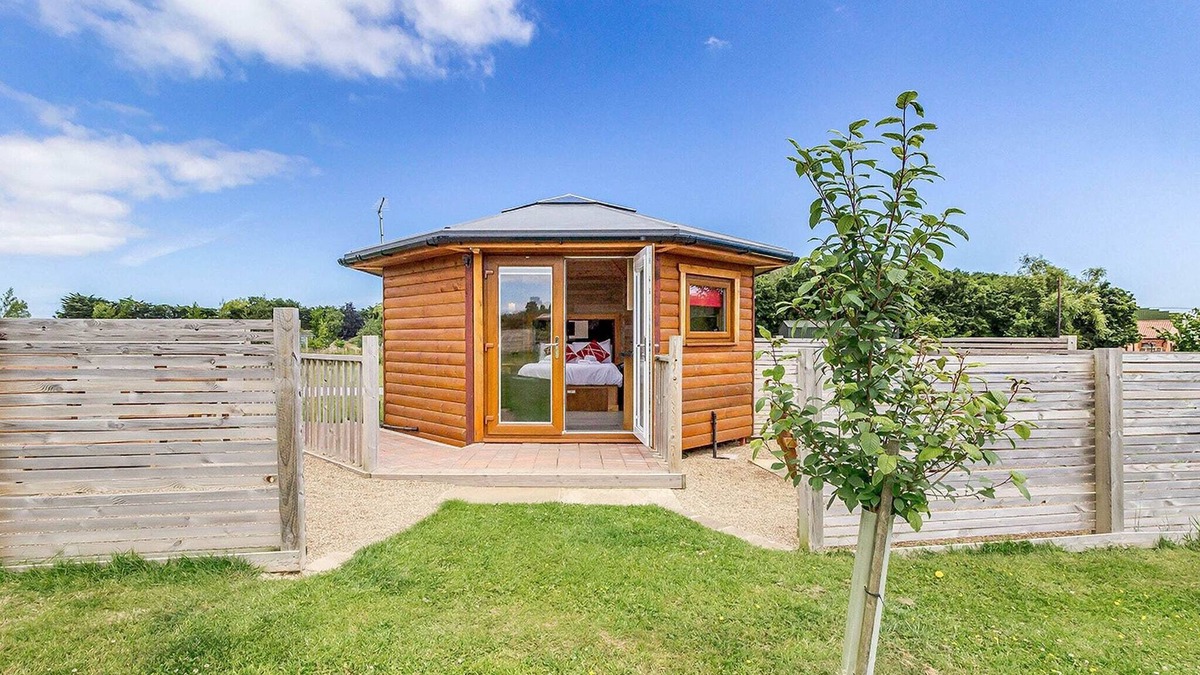 Fitling House | 1 bedroom accommodation in Fitling, Nr Hornsea