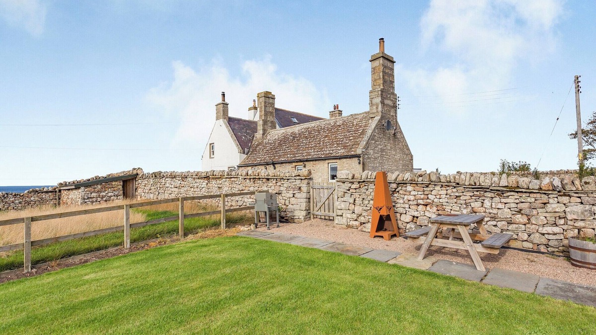 Thurso Cottage | 1 bedroom accommodation in Reay