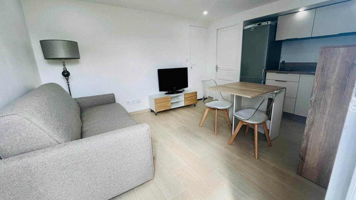 Mouans-Sartoux Apartment | 1 Bedroom Apartment in Mouans-Sartoux