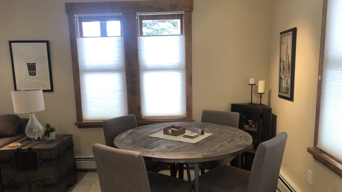 Crested Butte Apartment | 1 Bedroom apartment located in the town of Crested Butte