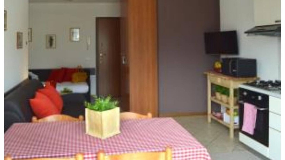 Cremeno Apartment | 1 bedroom apartment - 5 mins to ski area and mountains treks