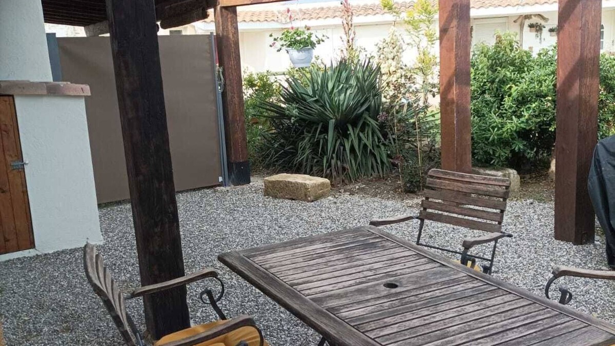 Arles Apartment | 1 bedroom apartment in arles