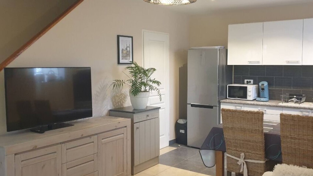 Ormoy Apartment | 1 Bedroom Apartment in ormy